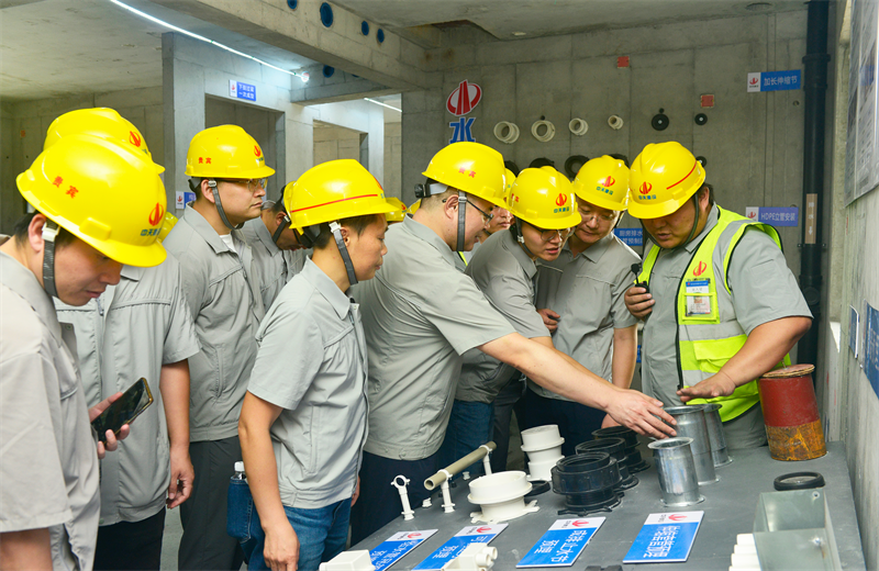 為進一步推進優質客戶高效履約，提升交付品質、達成客戶滿意，2025年6月25日，中天建設集團在上海組織召開2025年越秀地產、華潤置業客戶履約推進會。